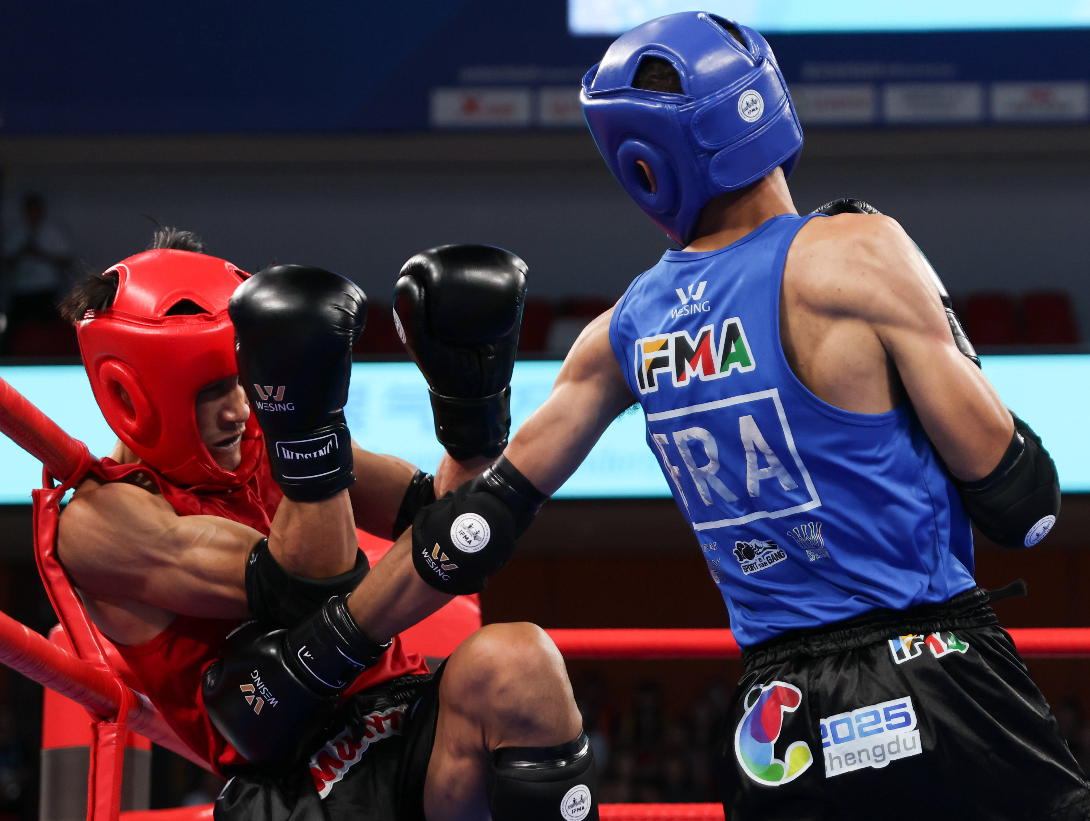 开云体育中国-拳击选手发挥出色，荣膺最佳MVP