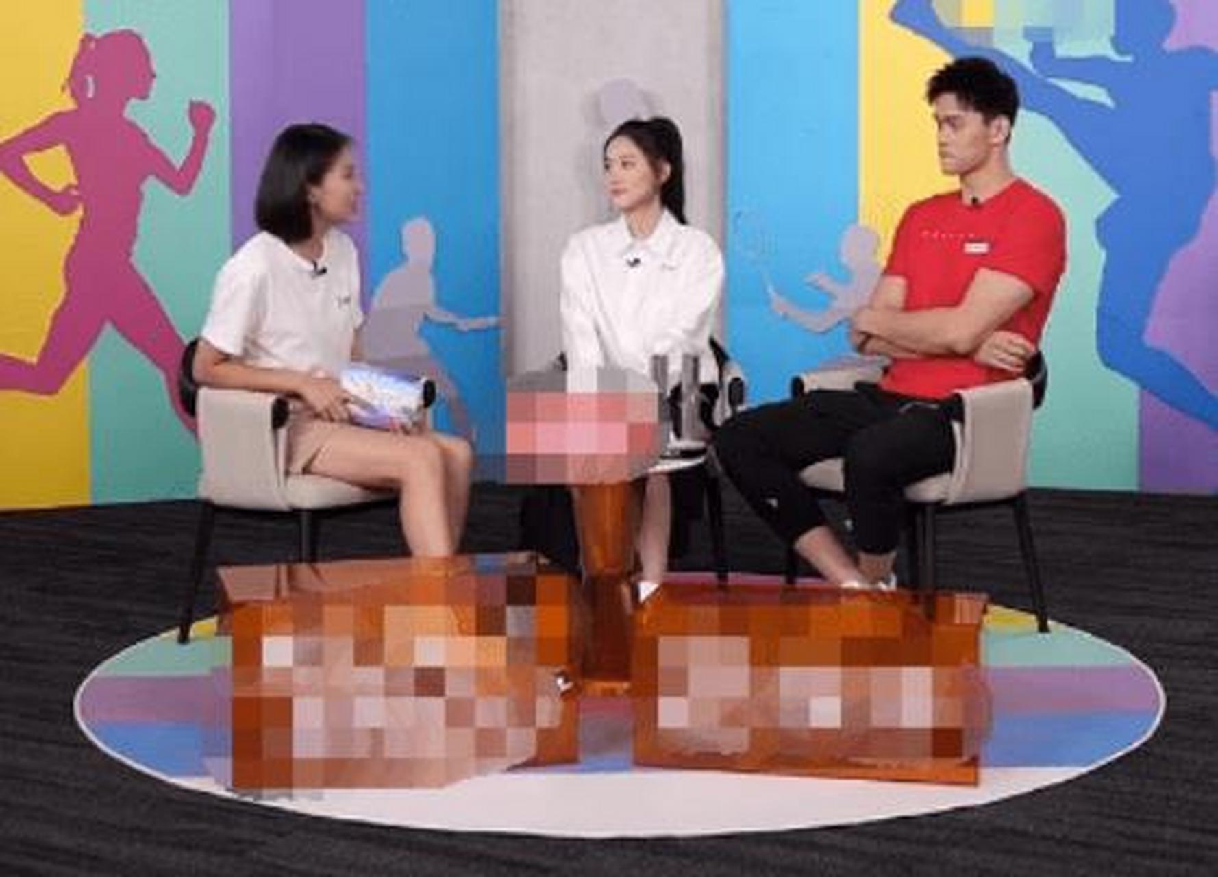 游泳赛后采访曝光，内幕引发热议的简单介绍