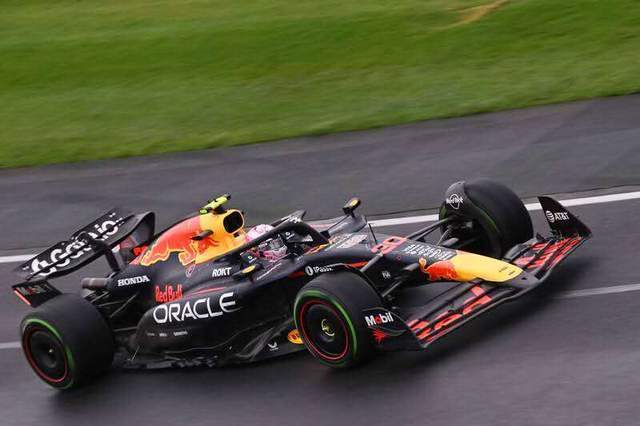 红牛车队险胜红牛二队，阿隆索扛起全队