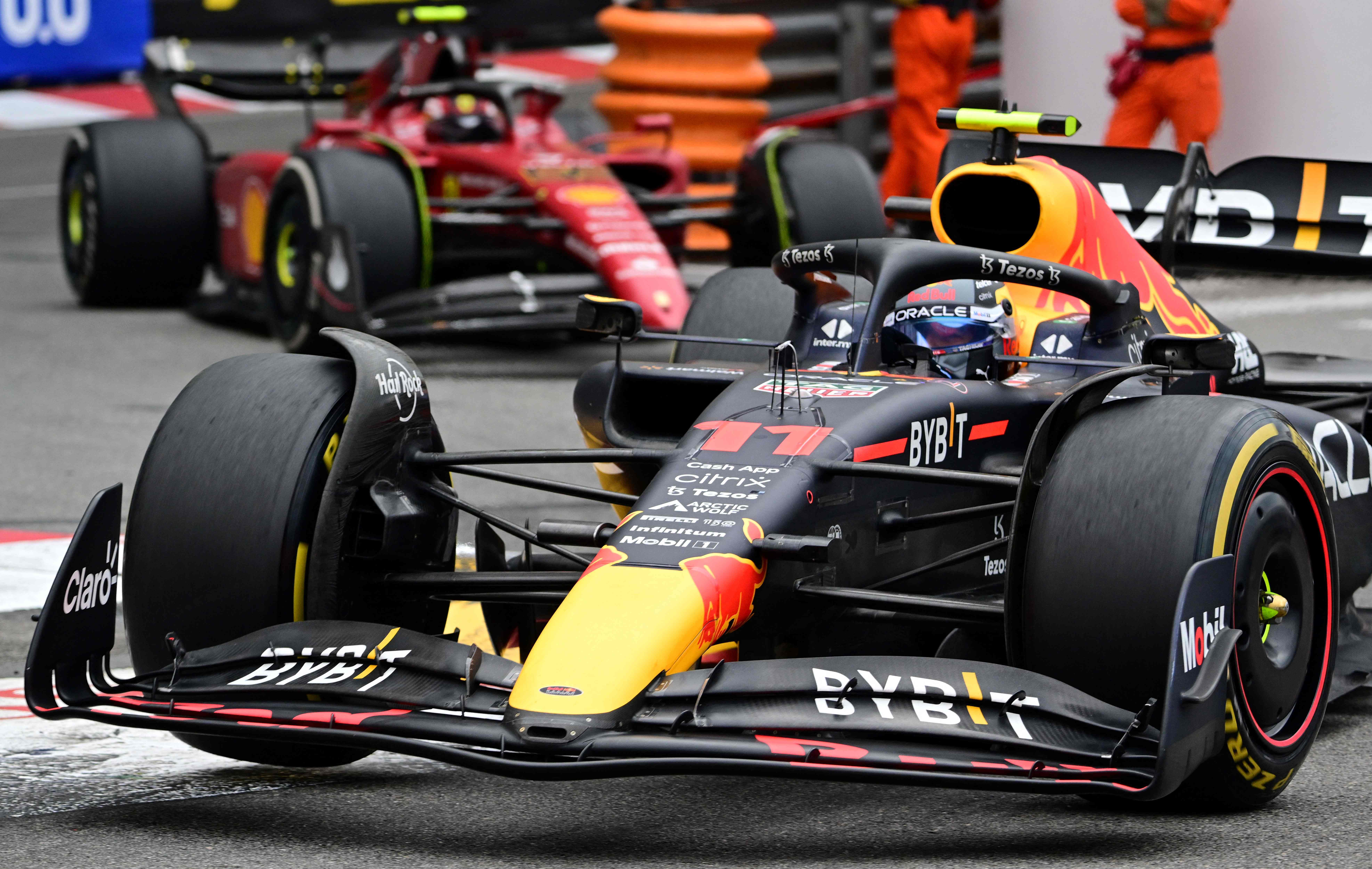 法拉利横扫红牛车队，佩雷兹刷新纪录