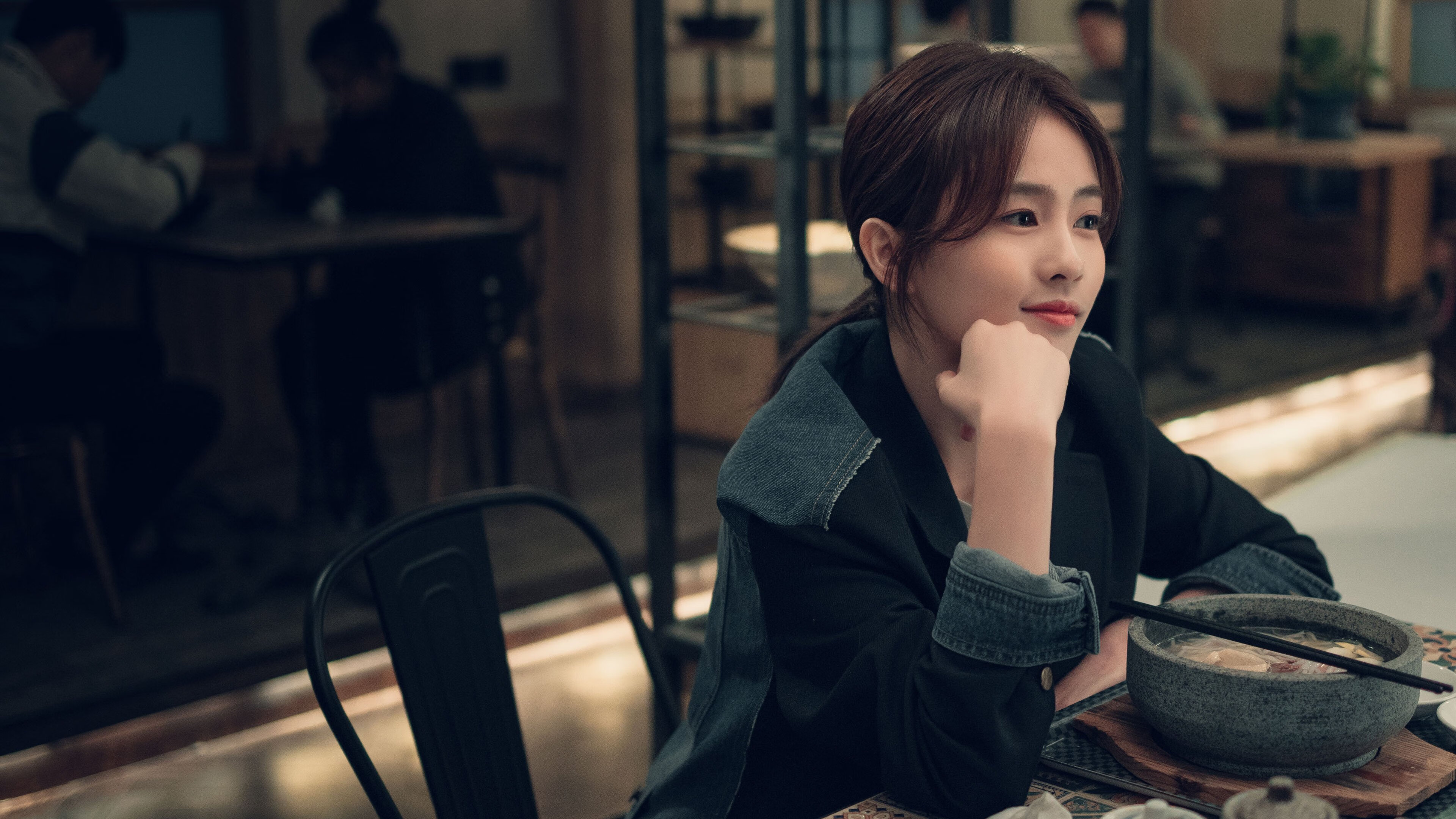 接管!门迪的指挥家式表演,从尼日利亚到巴拉圭,他如何用双手定义2026世界杯的节奏